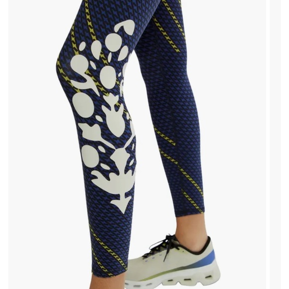 FP Movement Never Better Graphic Leggings S NWT - Picture 10 of 10